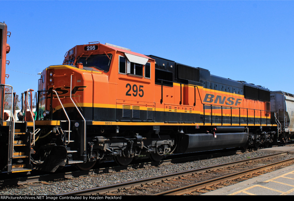 BNSF 295